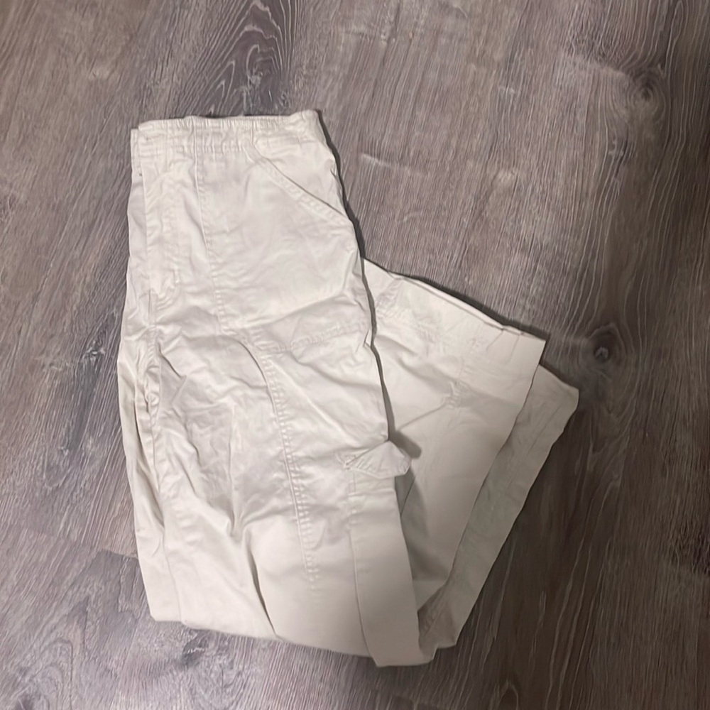 Abercrombie and Fitch cargo light weight pants